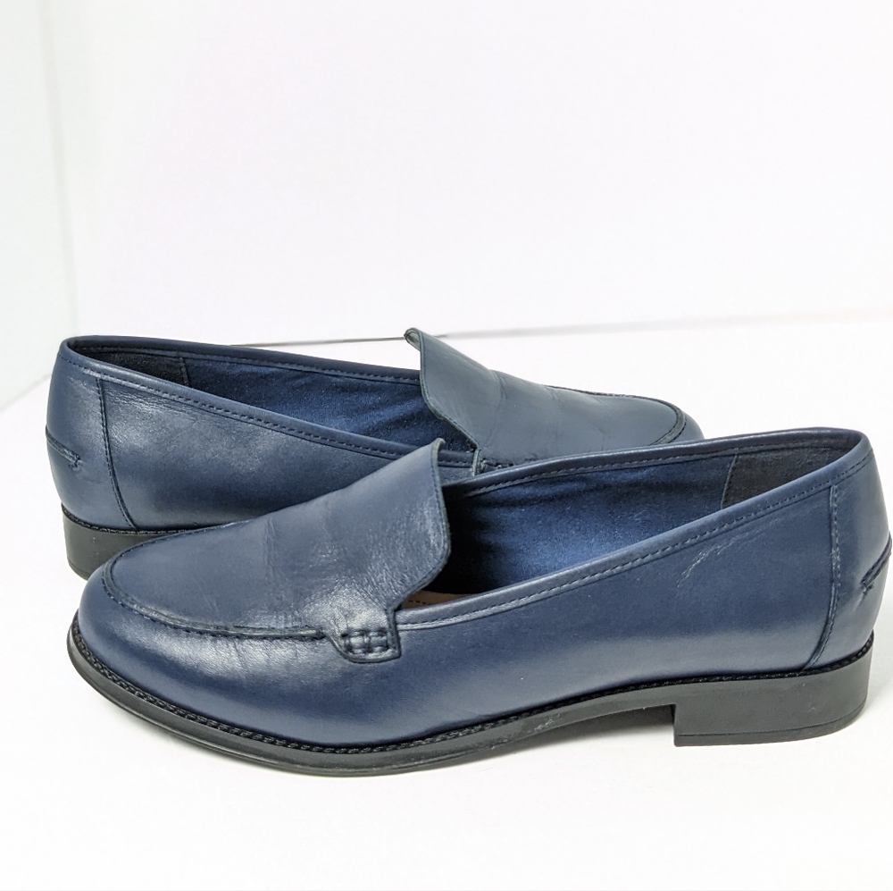 Easy spirit leather loafers